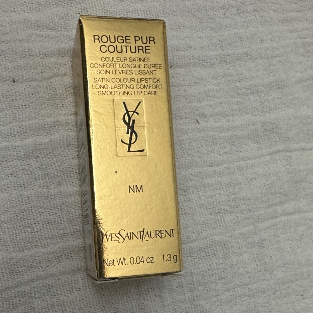 Yves Saint Laurent Rouge Pur Couture Satin Lipstick in MN Muse.Large travel size